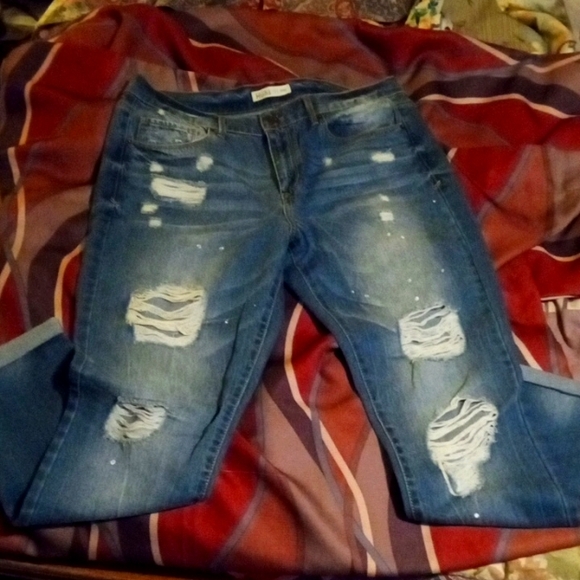 Mudd Distressed Blue Boyfriend Jeans - Picture 1 of 8
